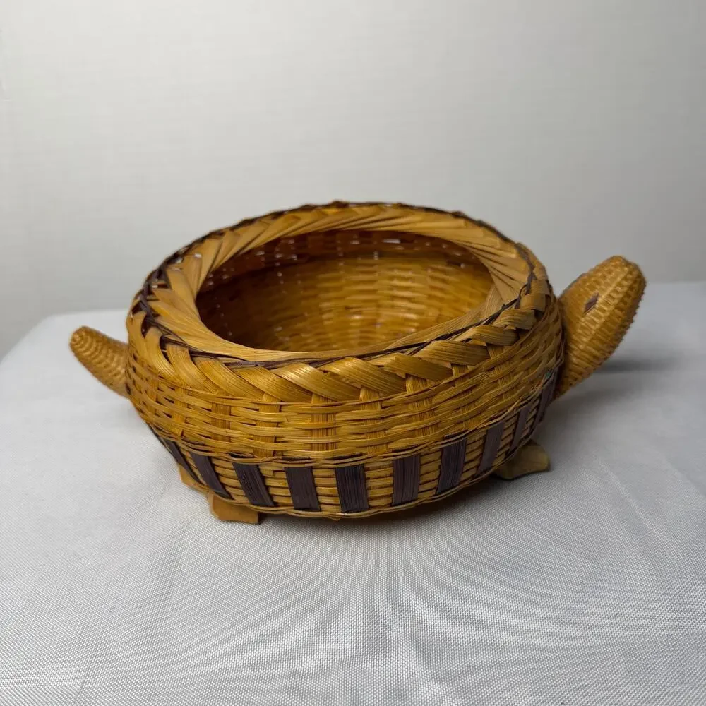 VTG Woven Bamboo Rattan Figural Turtle Basket Carved Wood Feet 10
